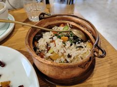 -一坐一忘云南菜(嘉里中心店)