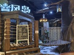 -暴风岛沉浸式体验馆(百联世纪店)