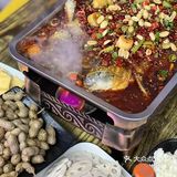 荟京湘，一家让我无法抗拒的美食天堂。走进店内