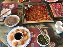 -月满大江火锅(总府路店)