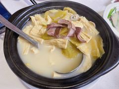-荣粤酒家·融合粤菜·海鲜火锅
