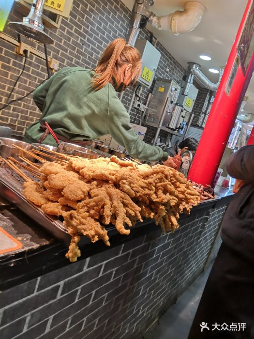 小吃街-轰炸大鱿鱼图片-天津美食-大众点评网