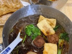 -魔都三兄弟酸辣粉·蘸卤炸串(虹桥万科店)