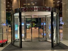 -广州花都皇冠假日酒店