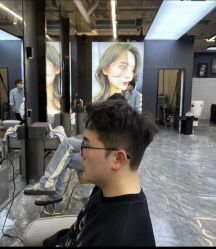 -藤野造型·专业烫染店