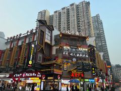 -黄兴南路步行商业街