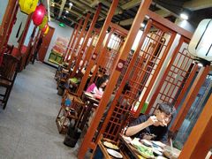 -乡土黄·鲜牛肉火锅·小龙虾(兴业街店)