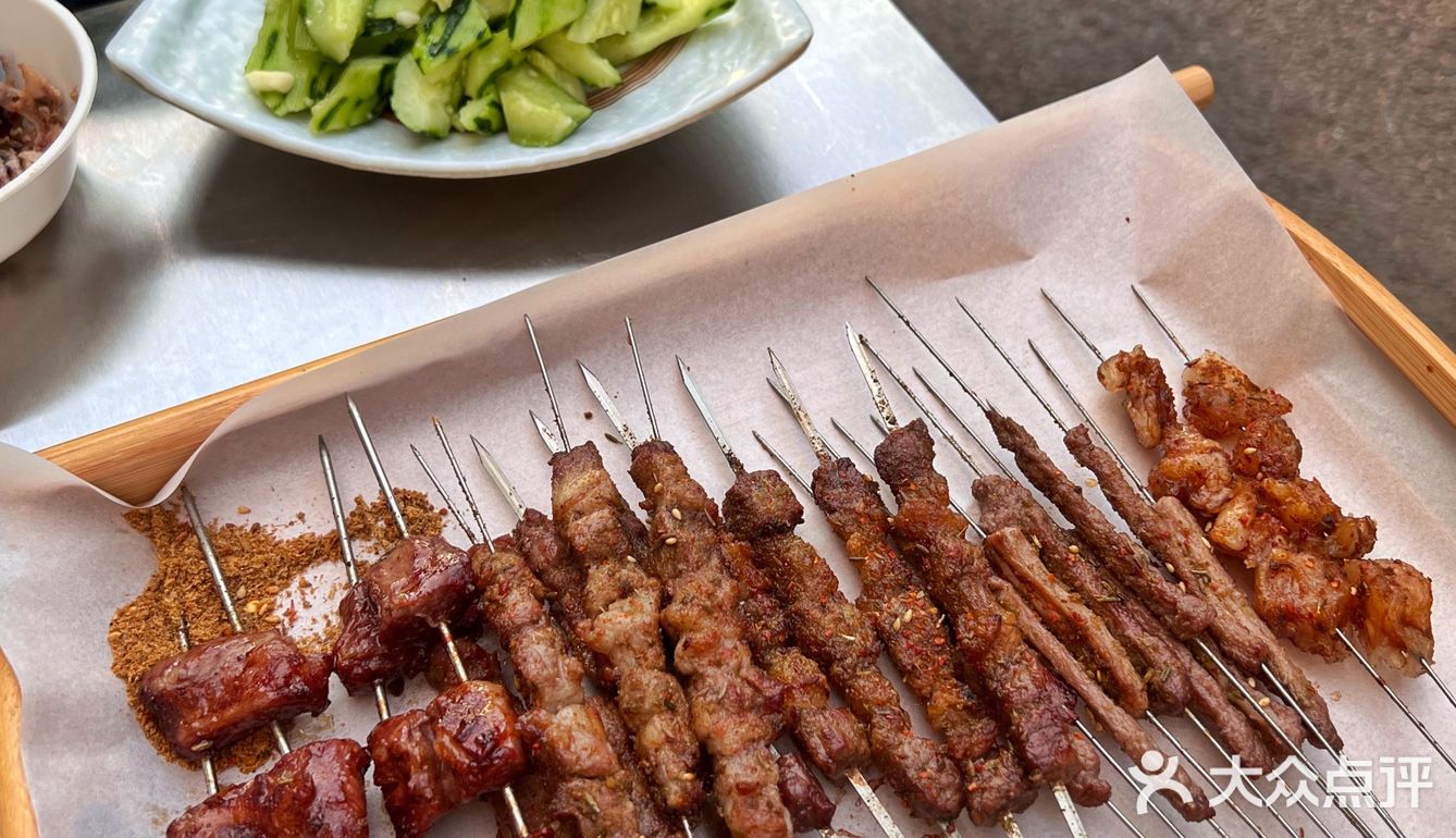 沈阳吃一口炭烤鸡架