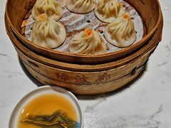 蟹粉小笼包-绿波廊(豫园店)