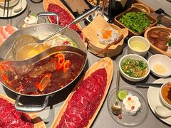 -左庭右院鲜牛肉火锅(浦江欢乐颂店)