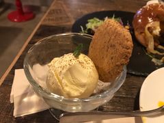 -HIGH FIVE哈福手工汉堡(桂林路店)