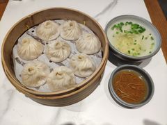 -馋三尺蟹粉小笼(人民广场店)