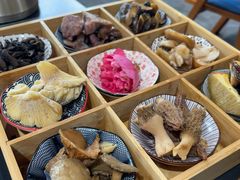-野菌皇海景野生菌火锅(滨海大道店)