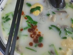 -鸭小妹鸭血粉丝(老门东店)