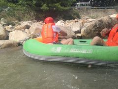 -雅鲁激流探险漂流