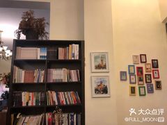 -良友书坊(安徽路店)