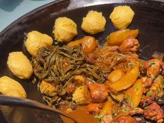 -鱼窝棚柴火铁锅炖(富山屯店)