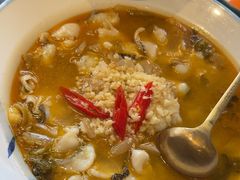 -川流不息·地道川菜·小龙虾(松东路店)