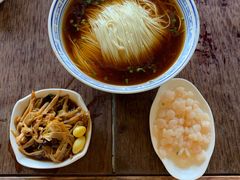 清炒虾仁-同得兴 Since·1995 传统苏式面馆(嘉馀坊店)