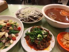 -曾牛肉