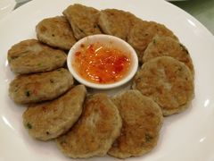 香煎鱼饼-清心鸡沙田乳鸽店·非遗传承(粤垦路店)