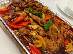 铁板蚝油牛肉-乾隆美食·本帮菜(黄河路店)