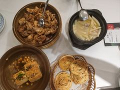 -围龙屋客家食府(福田店)