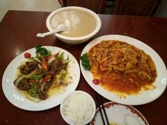 -金牌餐厅·天津菜·八珍豆腐·老爆三(瓷房子店)