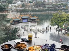 -包整·丝娃娃(一览甲秀楼风景店)