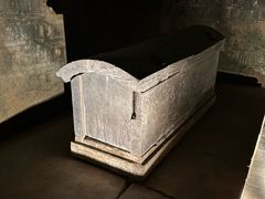 -洛阳古墓博物馆