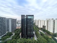-上海虹桥祥源希尔顿酒店