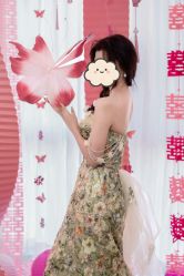 -衣贝姿婚纱礼服馆