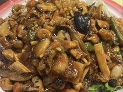 -老姑砂锅·烧烤天津菜(体北道店)