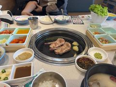 -韩香福烤肉庄园(荣成店)