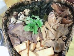 卤拼-灶东家民间菜(回兴店)