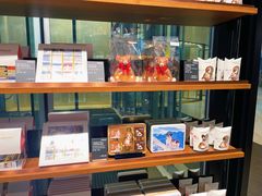 -Laderach 莱德拉(上海环贸iapm店)