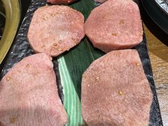 -炼火烤肉店