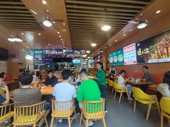-伊麦佳兰州牛肉面清真美食店