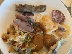 -中央电视塔旋转餐厅