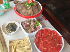 -洪焱重庆老火锅(万福花园店)