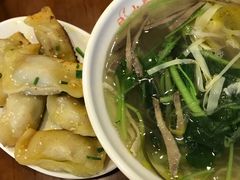 -小姜锅贴(凤凰街店)