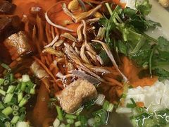 -老五鸡丝豆花面粉(瑞金北路68号院店)