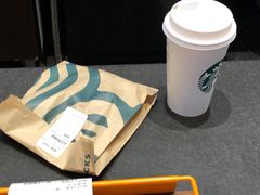 -星巴克臻选(成都九方店)