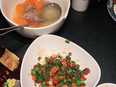 -凤凰湘语·海派湘菜(浦东旗舰店)