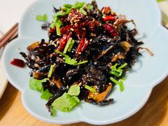 -山茶云南菜(永安里店)