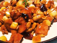 宫保鸡丁-北平楼·烤鸭·北京菜(牡丹园店)