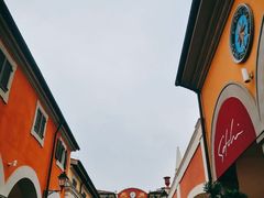 -佛罗伦萨小镇广佛名品奥特莱斯(疏港路店)