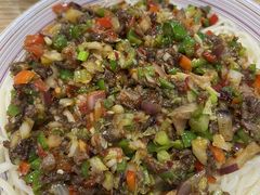 -歹歹的加个面过油肉拌面