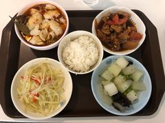 -同济大学本部学苑饮食广场