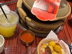 -沙胆彪炭炉牛杂煲(上海日月光广场店)